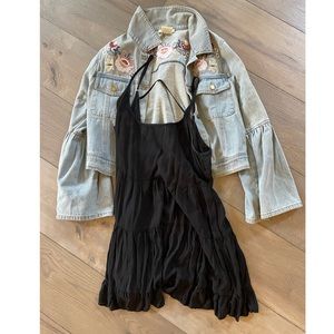 SOLD • Denim Bell-Sleeved Jacket 🌻